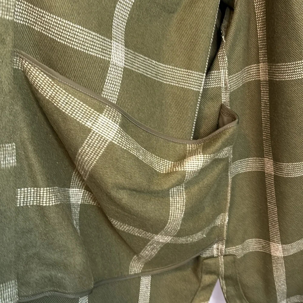 NWT Sonoma Green Plaid Shacket in Size 0X, 1X, 2X, 4X - Picture 13 of 16